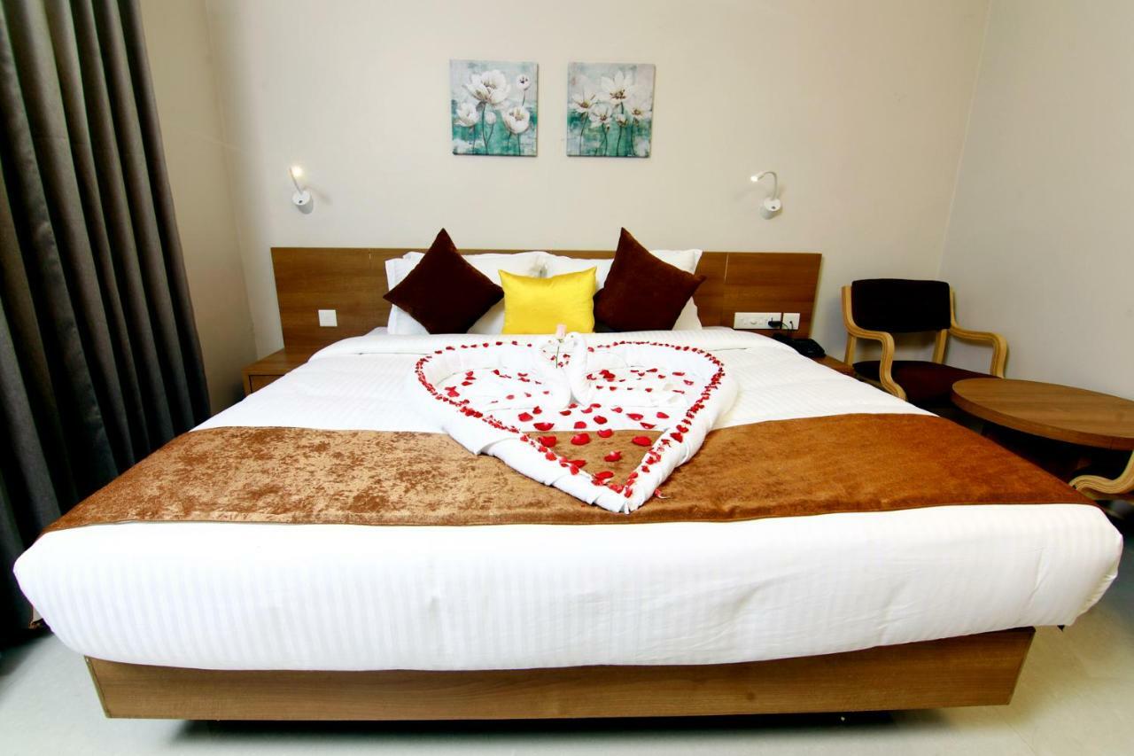 Hotel Panacea Ventures Kollam Zewnętrze zdjęcie